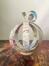 Load image into Gallery viewer, Map Pumpkin