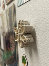 Load image into Gallery viewer, Book Magnets - Set of 2 Flowers