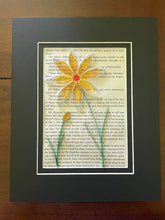 Load image into Gallery viewer, Quilled Daffodil Book Art