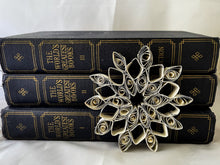 Load image into Gallery viewer, Quilled Snowflake Book Ornament